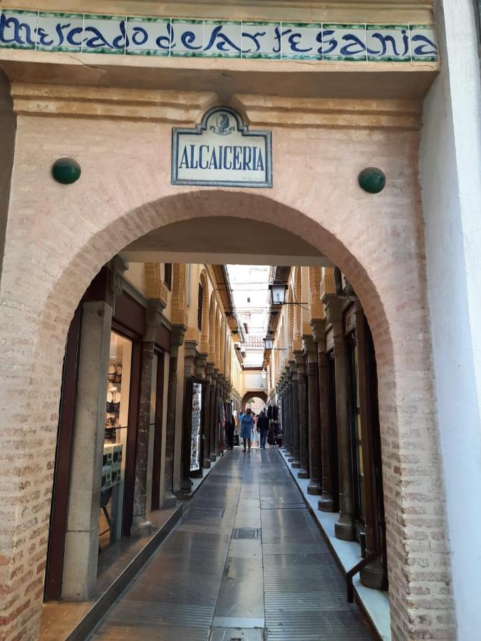 Alcaicería Granada Exterior foto